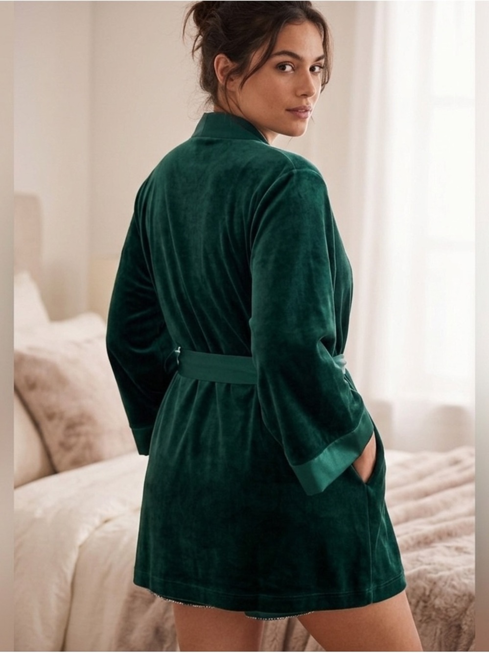 NWT Etam Nordstrom Elegant Sexy Short Green Velvet Robe Tie Waist Lingerie GRWM